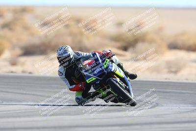 media/Jan-10-2025-CVMA Friday Practice (Fri) [[489e0da257]]/Group 4 and Trackday/Session 4 (Turn 16)/